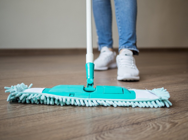 piso vinílico ou laminado - limpeza
