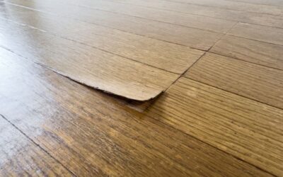 Como evitar o desgaste em pisos laminados e vinílicos?